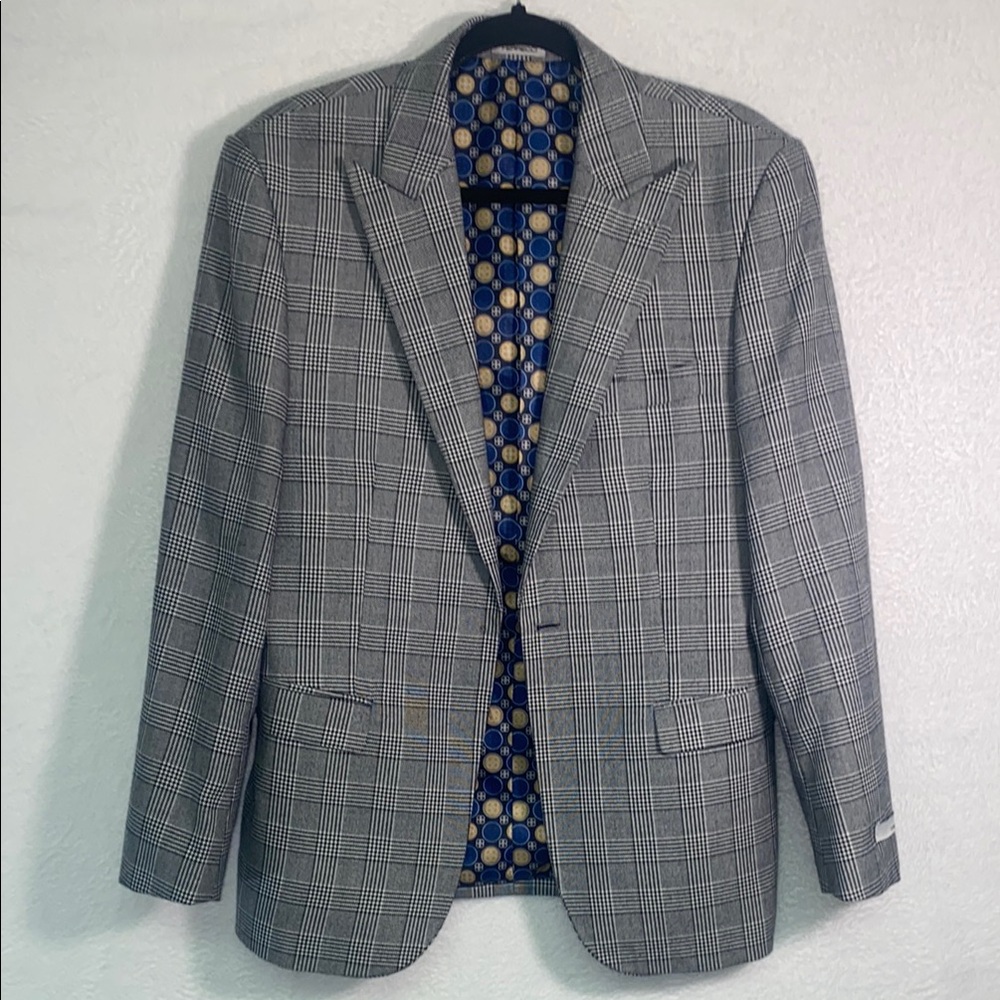 Ferrecci Gray Sport Coat with Notched Lapel and Textured Pattern